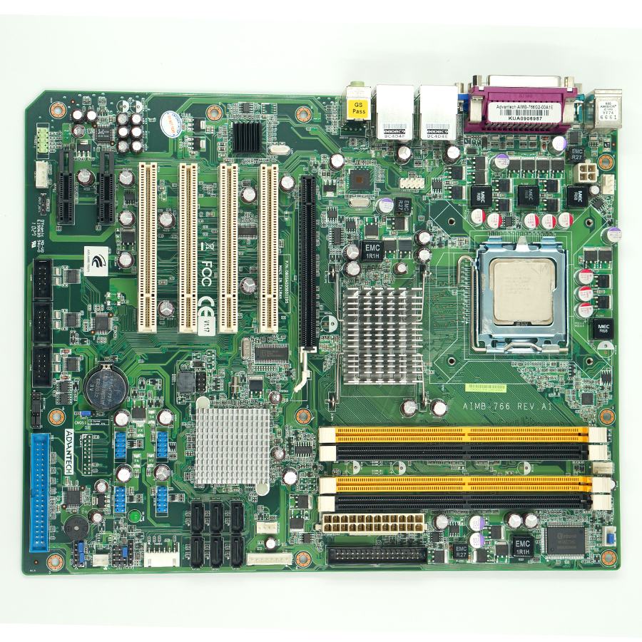 Réparation D'ordinateur, Carte Mère D'installation Avec Des Vis Image stock  - Image du silicones, clé: 33676883